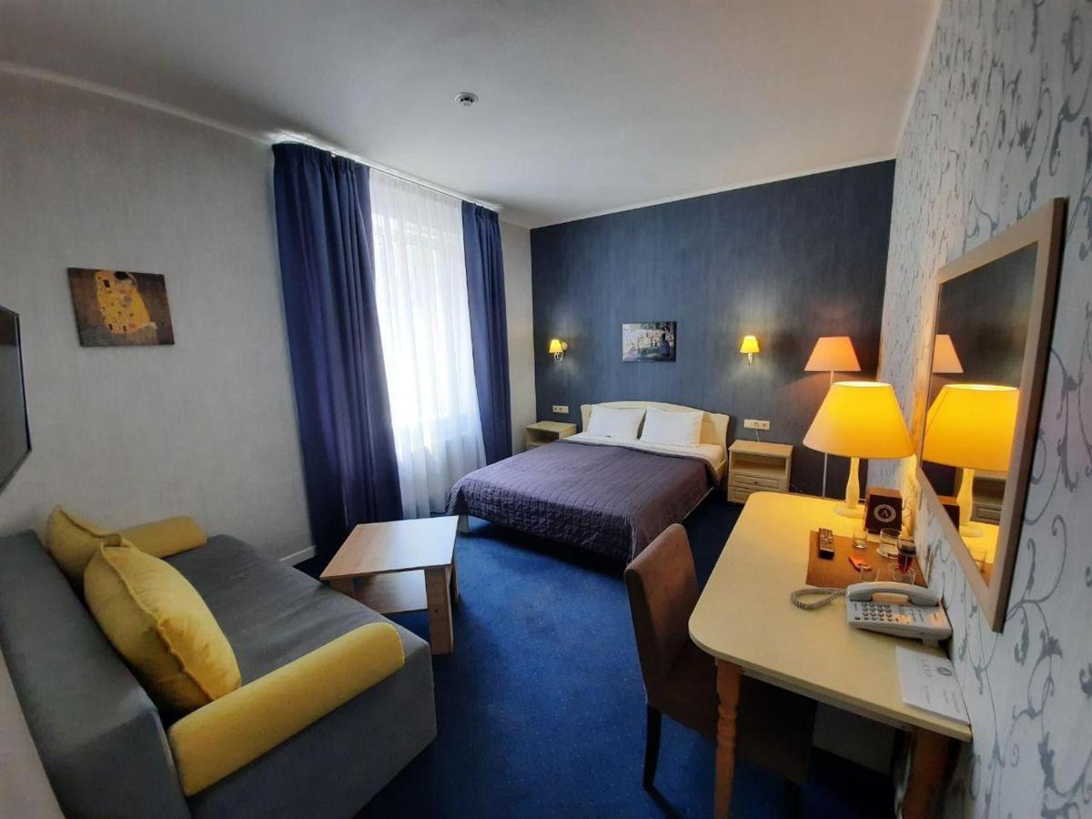 Hotel Ajur Odessa Esterno foto