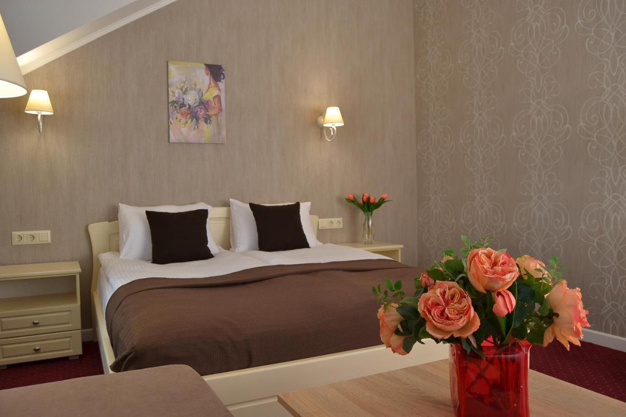 Hotel Ajur Odessa Esterno foto