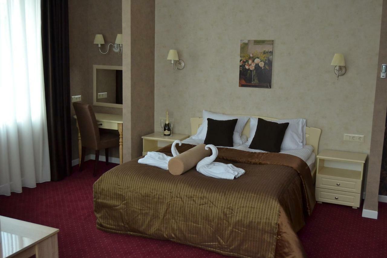 Hotel Ajur Odessa Esterno foto