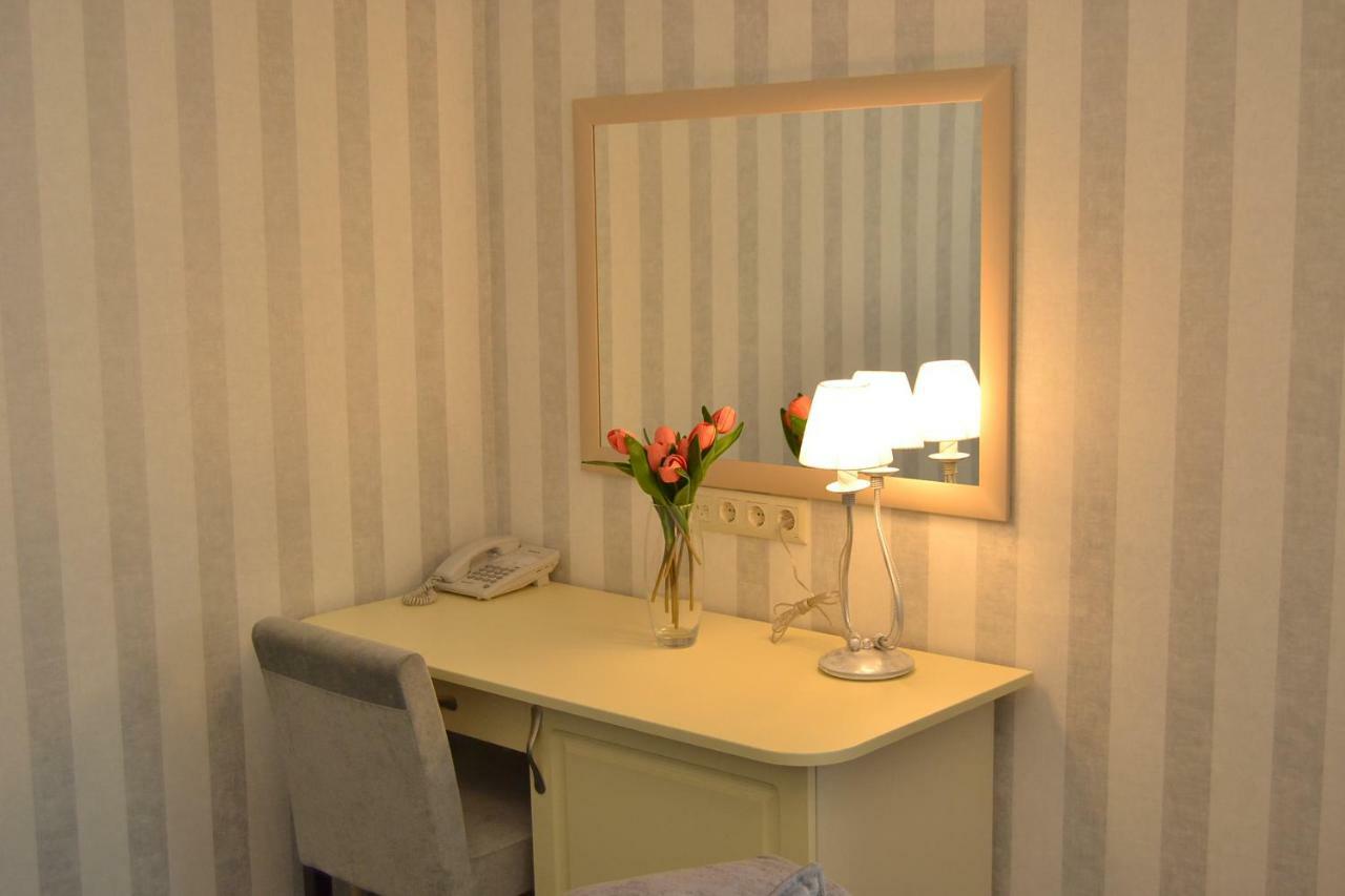 Hotel Ajur Odessa Esterno foto