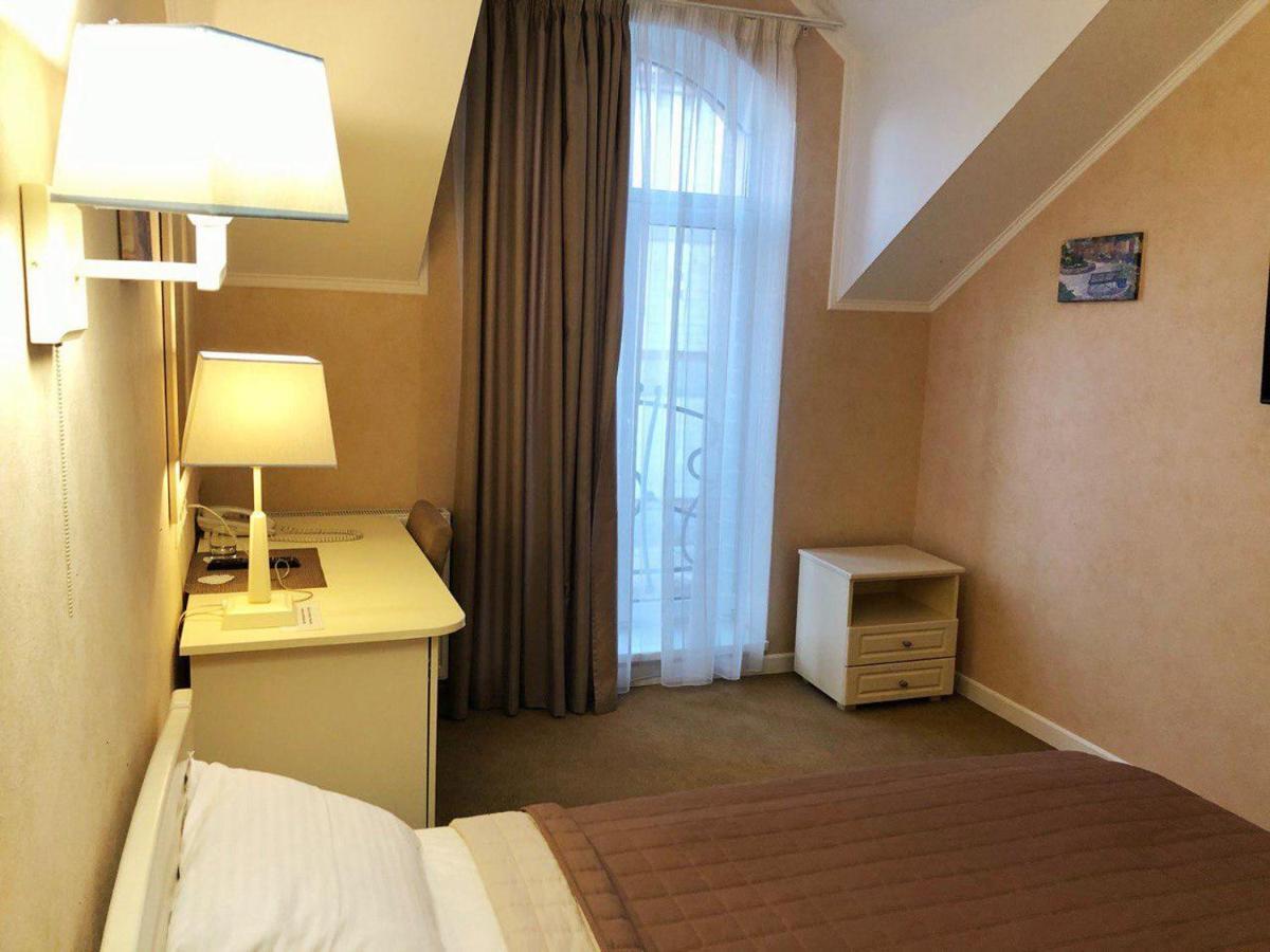 Hotel Ajur Odessa Esterno foto